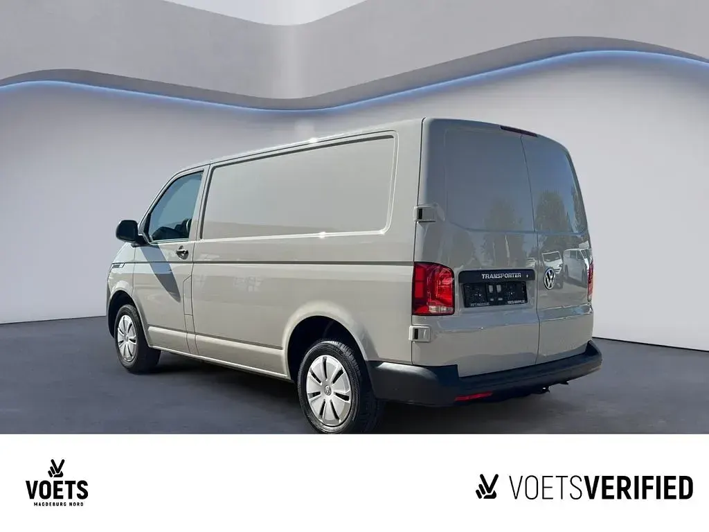 Gebraucht VW T6.1 110 PS (80 kW) 2022 Grau Van