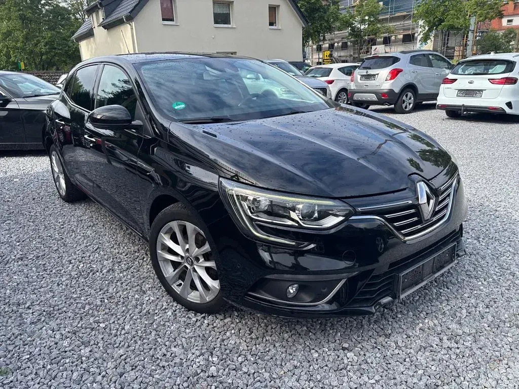 Używany Renault Mégane Intens 110 KM (80 kW) 2016 Czarny Sedan/Limuzyna