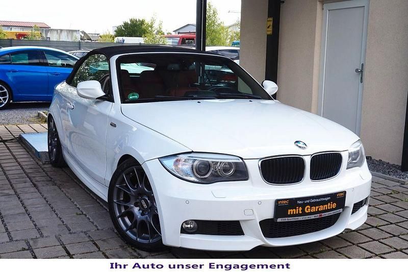 Weiß Gebraucht 2012 BMW 125 Cabriolet M Sport Cabrio | 16.900 € (Fairer Preis) - Bild 1/4