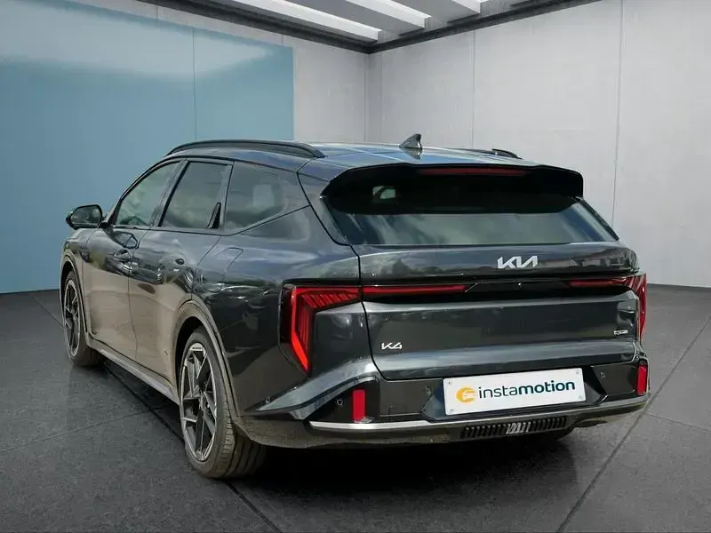 Neu Kia K4 GT 179 PS (131 kW) 2026 Grau Kombi