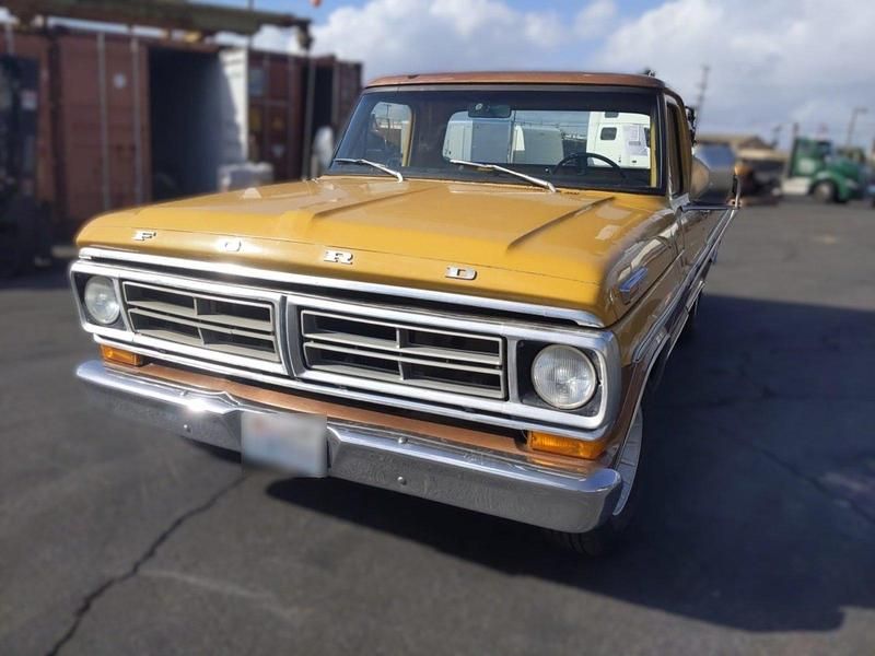 Gebraucht Ford F100 220 PS (161 kW) 1972 Gelb Pickup