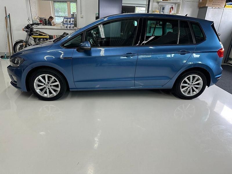 Blau Gebraucht 2015 VW Golf VII LOUNGE Limousine | 13.960 € (Fairer Preis) - Bild 1/4