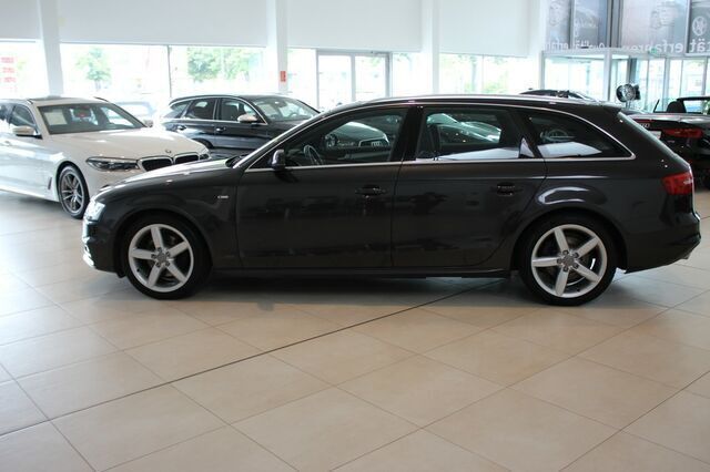 Gebraucht Audi A4 S-Line 190 PS (139 kW) 2015 Grau metallic Kombi