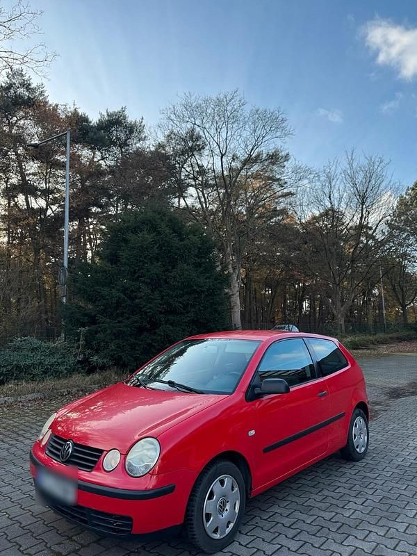 Rot Gebraucht 2003 VW Polo Kleinwagen | 749 € (Guter Preis) - Bild 1/4