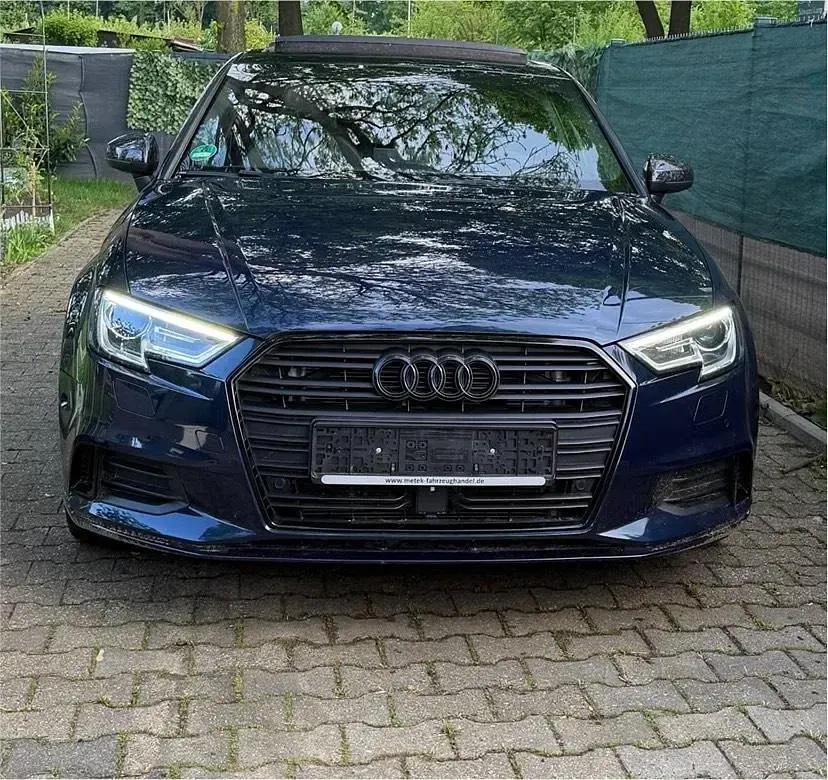 Gebraucht Audi A3 150 PS (110 kW) 2017 Blau Limousine