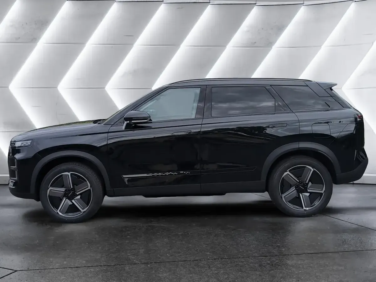 Neu Jaecoo 7 279 PS (205 kW) 2026 Schwarz SUV