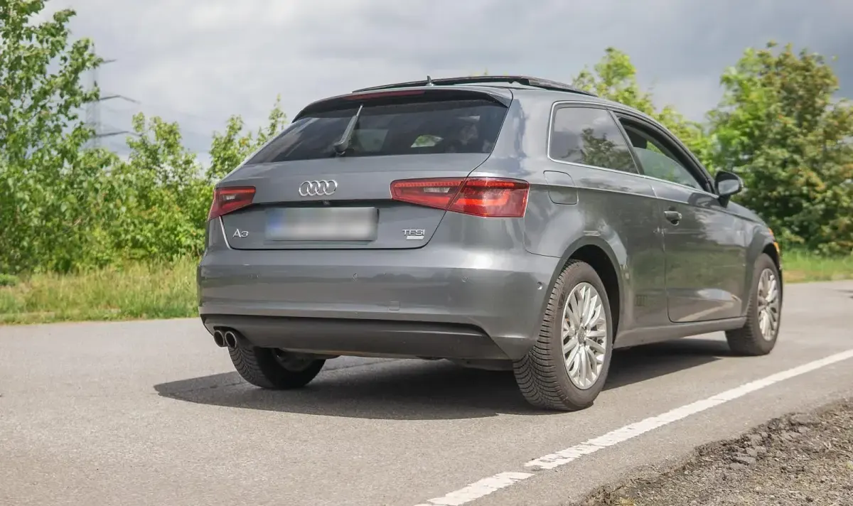 Gebraucht Audi A3 S-Line 150 PS (110 kW) 2015 Grau Limousine