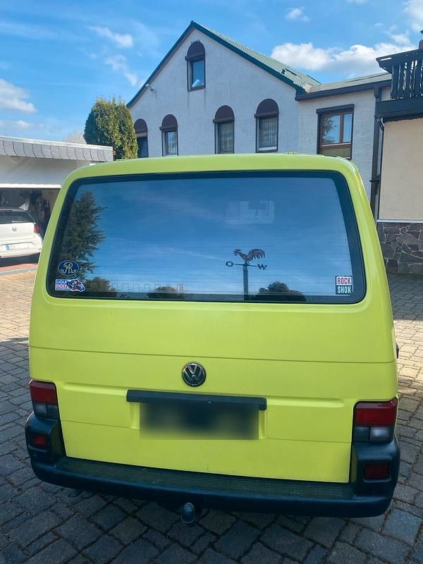 Second-hand VW Transporter 68 CP (50 kW) 1998 Galben Van