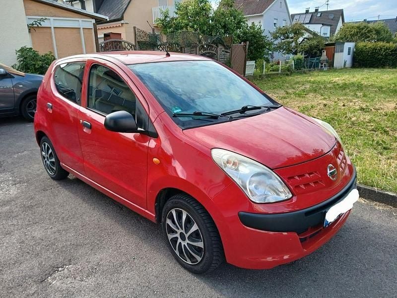 Rot Gebraucht 2010 Nissan Pixo Kleinwagen | 899 € (Fairer Preis) - Bild 1/4
