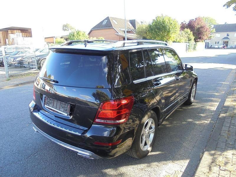 Gebraucht Mercedes GLK200 143 PS (105 kW) 2013 Schwarz SUV