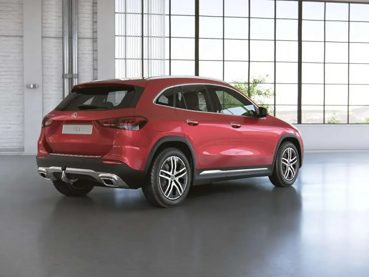 Second-hand Mercedes GLA250 160 CP (117 kW) 2021 Roșu SUV