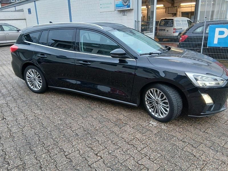 Gebraucht Ford Focus Active 150 PS (110 kW) 2018 Schwarz Kombi