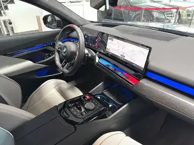 Gebraucht BMW M5 Performance 728 PS (535 kW) 2025 Blau Kombi