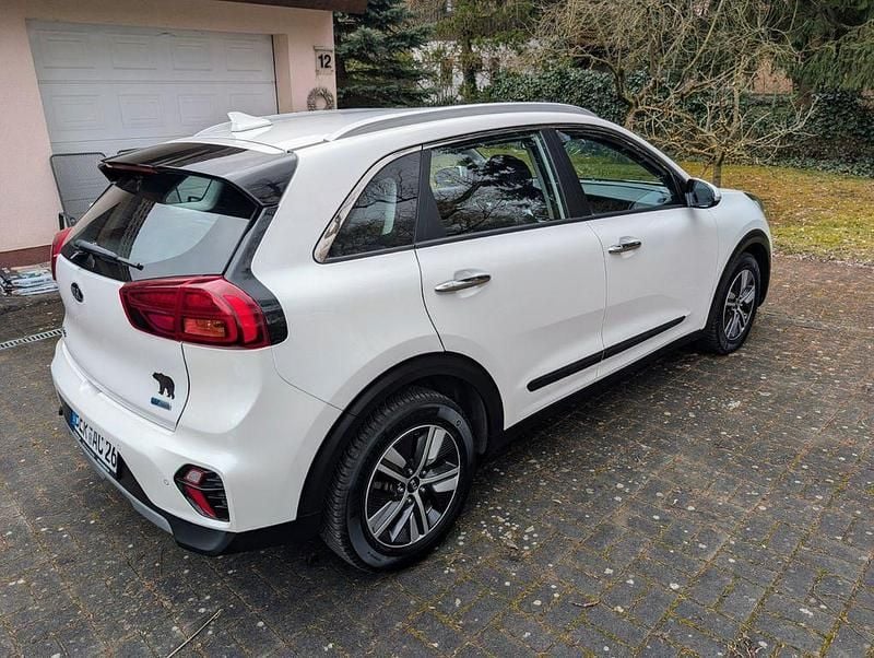 Gebraucht Kia Niro Vision 141 PS (103 kW) 2021 Weiß SUV