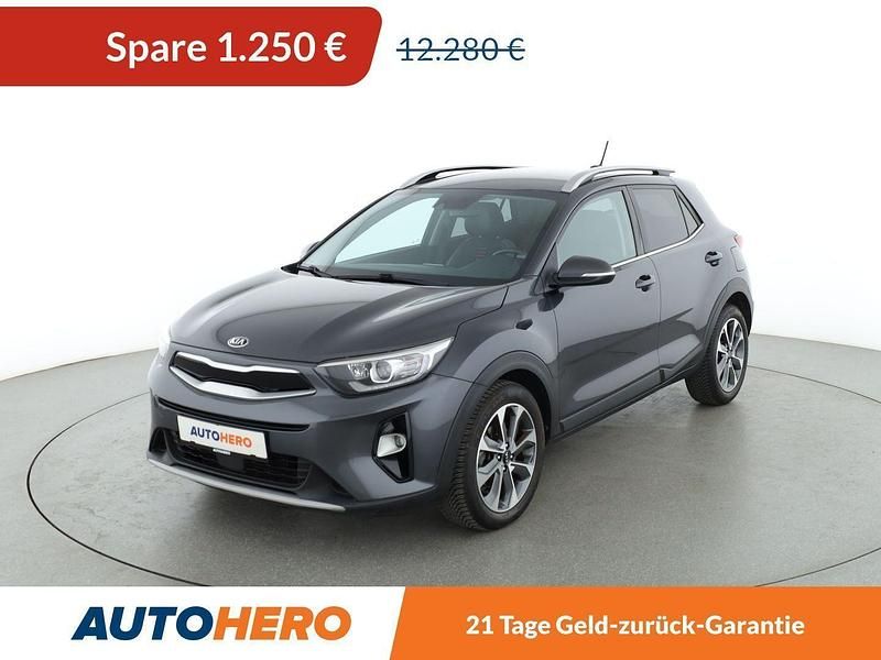 Grau Gebraucht 2017 Kia Stonic Spirit SUV | 11.030 € (Fairer Preis) - Bild 1/3