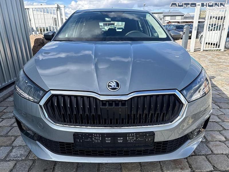 Neu Skoda Fabia Selection 95 PS (69 kW) 2026 Smokey diamondgrau metallic Kleinwagen