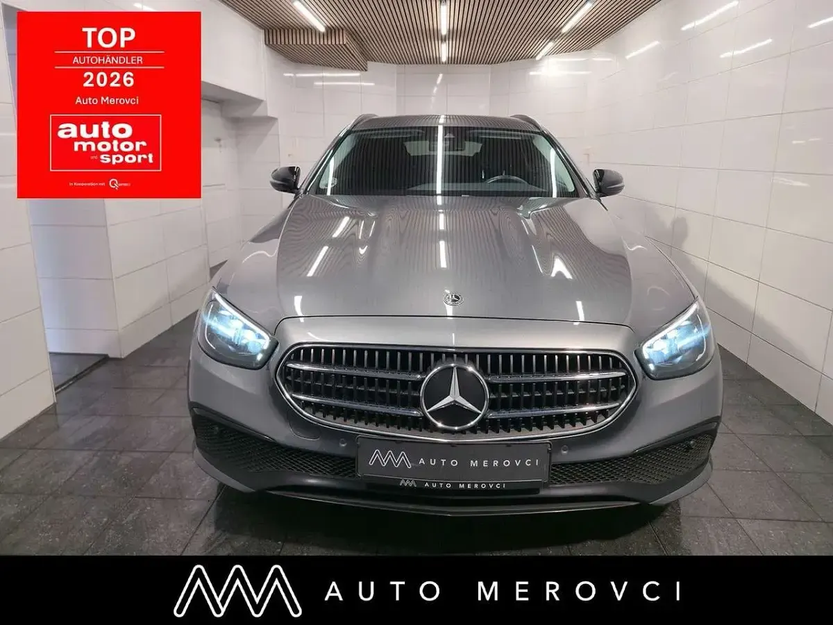 Gebraucht Mercedes E200 Night 197 PS (144 kW) 2022 Selenitgrau Kombi