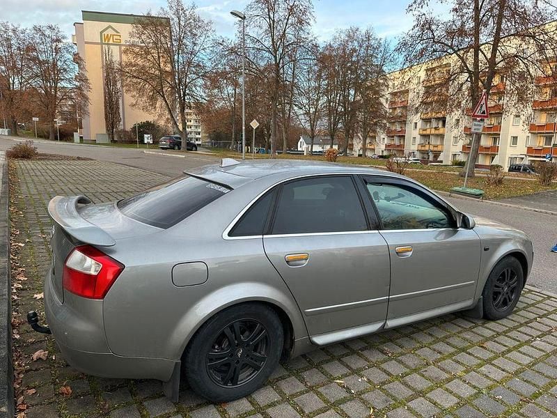 Gebraucht Audi A4 Performance 131 PS (96 kW) 2004 Grau Limousine