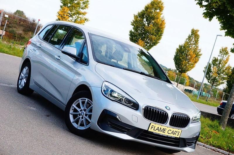 Silber Gebraucht 2018 BMW 216 Gran Tourer Advantage Van / Kleinbus | 11.900 € (Fairer Preis) - Bild 1/4