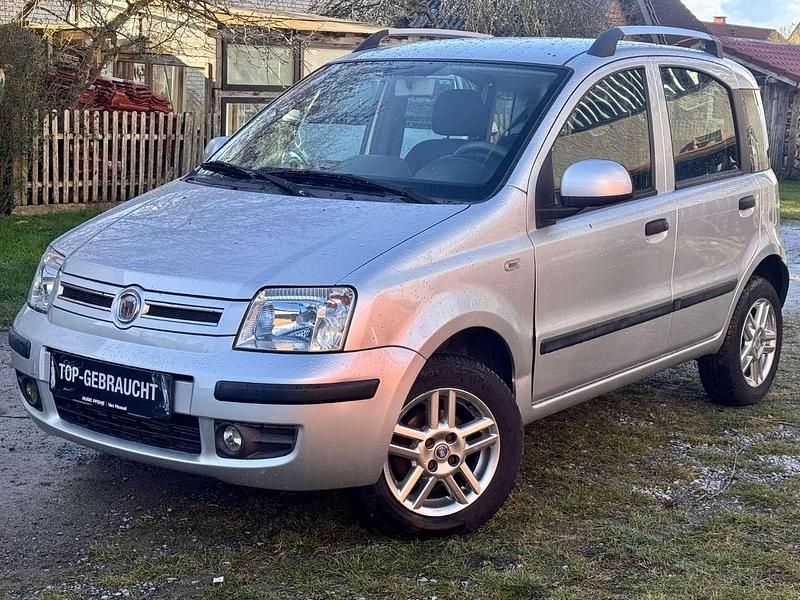 Gebraucht Fiat Panda 60 PS (44 kW) 2010 Silber Kleinwagen