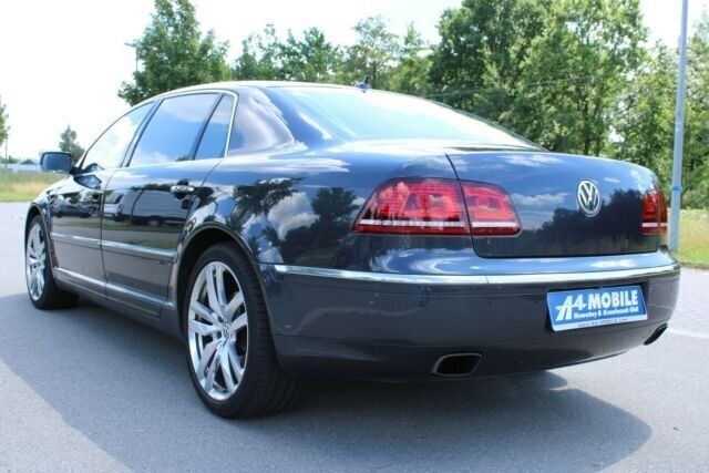 Second-hand VW Phaeton 335 CP (246 kW) 2015 Gri Berlinǎ