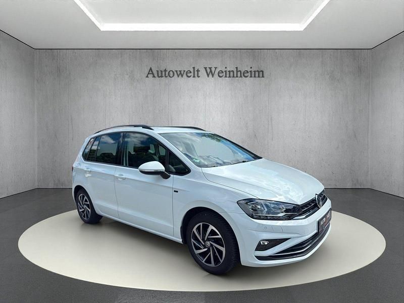 Pure white sonderlackierung Gebraucht 2018 VW Golf Sportsvan Join Van / Kleinbus | 13.999 € (Fairer Preis) - Bild 1/4