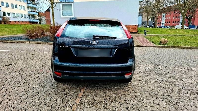 Gebraucht Ford Focus 80 PS (58 kW) 2005 Coupé