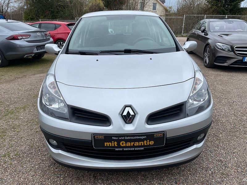 Gebraucht Renault Clio III Authentique 65 PS (47 kW) 2007 Kleinwagen