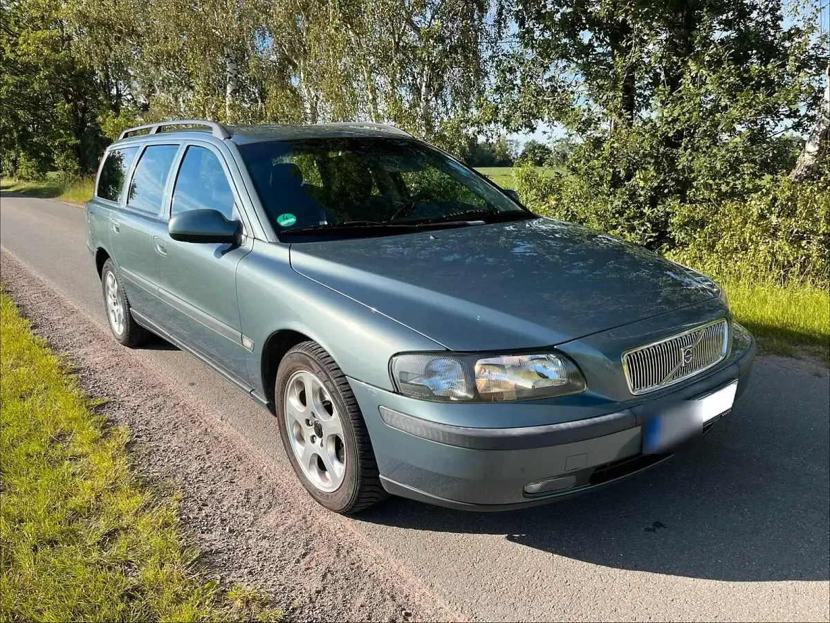 Gebraucht Volvo V70 163 PS (119 kW) 2003 Blau Kombi