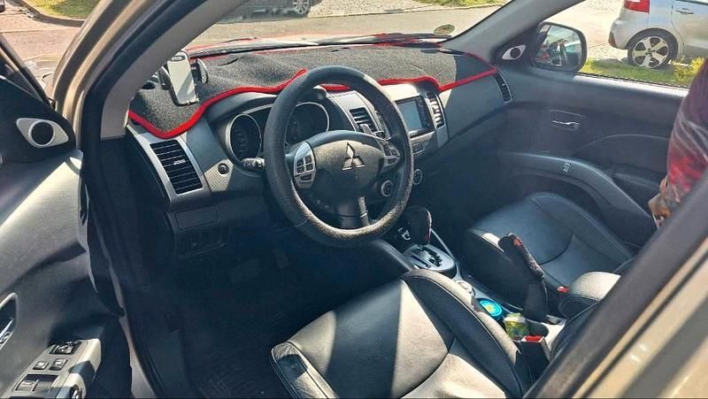 Gebraucht Mitsubishi Outlander 147 PS (108 kW) 2008 Gold SUV