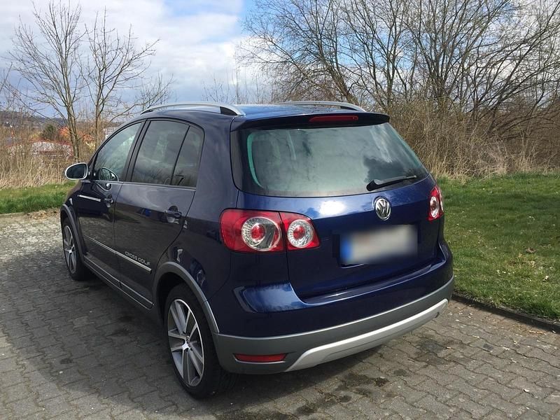Gebraucht VW Golf VI 140 PS (102 kW) 2010 Blau Kleinwagen