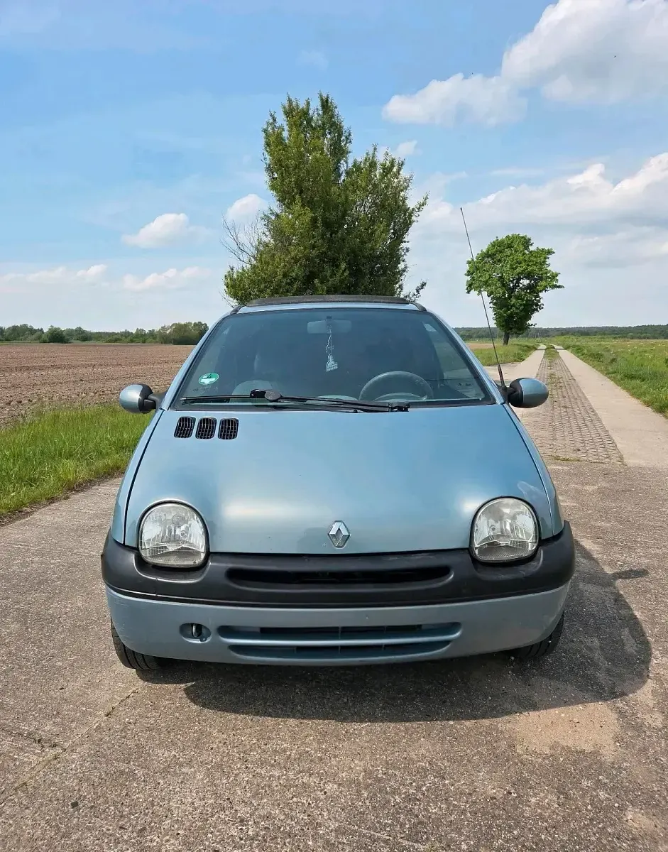 Używany Renault Twingo 59 KM (43 kW) 2002 Niebieski Hatchback