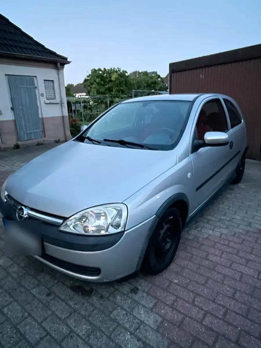 Gebraucht Opel Corsa 75 PS (55 kW) 2003 Silber Kleinwagen
