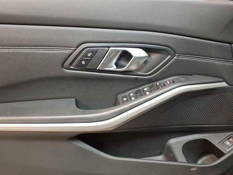 Gebraucht BMW 318 Advantage 150 PS (110 kW) 2021 Schwarz Kombi