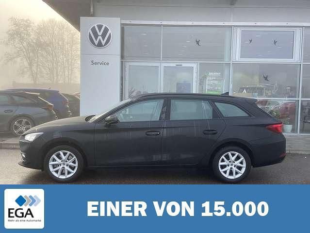 Schwarz metallic Gebraucht 2023 Seat Leon ST Style Kombi | 25.610 € (Fairer Preis) - Bild 1/4