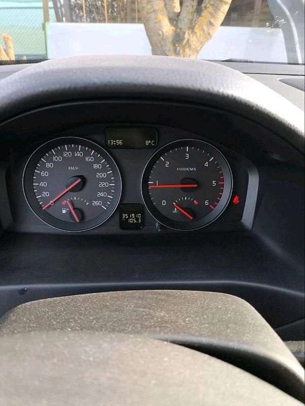 Usado Volvo V50 136 CV (100 kW) 2008 Gris Familiar