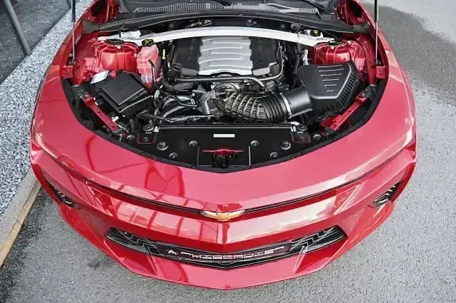 Gebraucht Chevrolet Camaro 453 PS (333 kW) 2018 Rot Cabrio