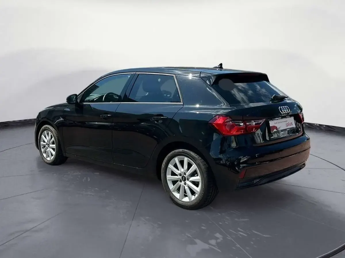 Gebraucht Audi A1 Advanced Plus 116 PS (85 kW) 2025 Mythosschwarz metallic SUV