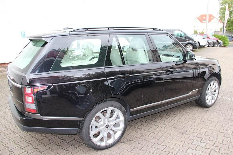 Gebraucht Land Rover Range Rover Vogue 340 PS (250 kW) 2015 Schwarz SUV