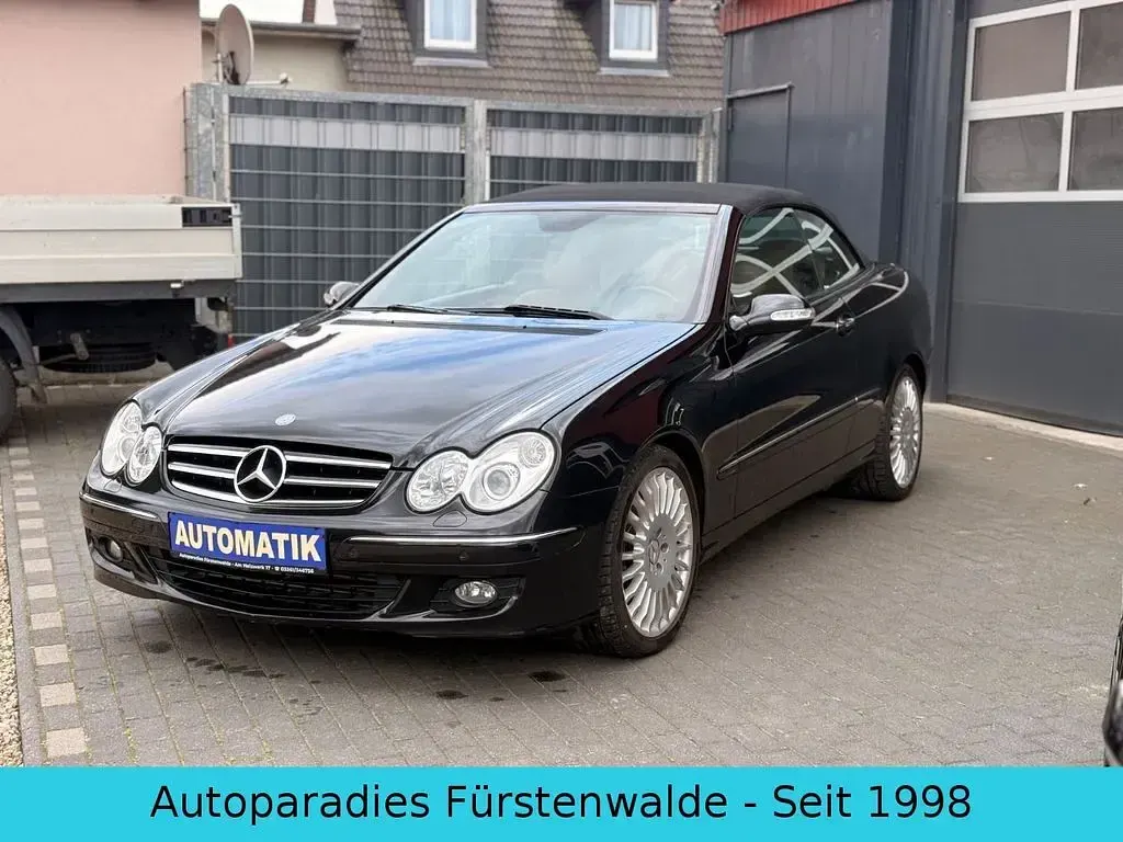 Gebraucht Mercedes CLK320 224 PS (164 kW) 2006 Schwarz Cabrio