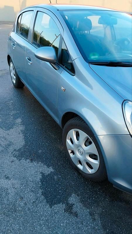 Second-hand Opel Corsa 80 CP (58 kW) 2009 Gri Hatchback