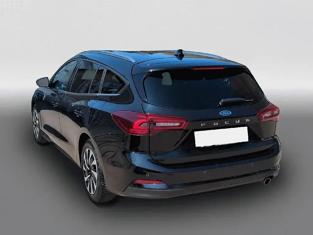 Używany Ford Focus Titanium 125 KM (91 kW) 2024 Czarny