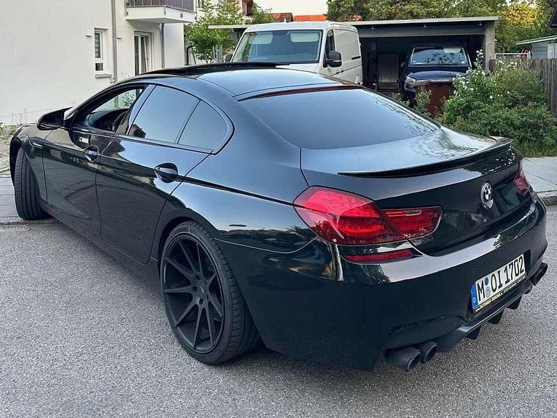 Schwarz Gebraucht 2015 BMW 640 Coupé | 24.800 € (Fairer Preis) - Bild 1/4