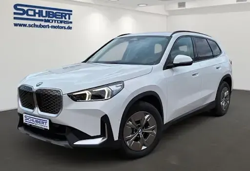 Gebraucht BMW iX1 Performance 150 kW (204 PS) 2025 SUV