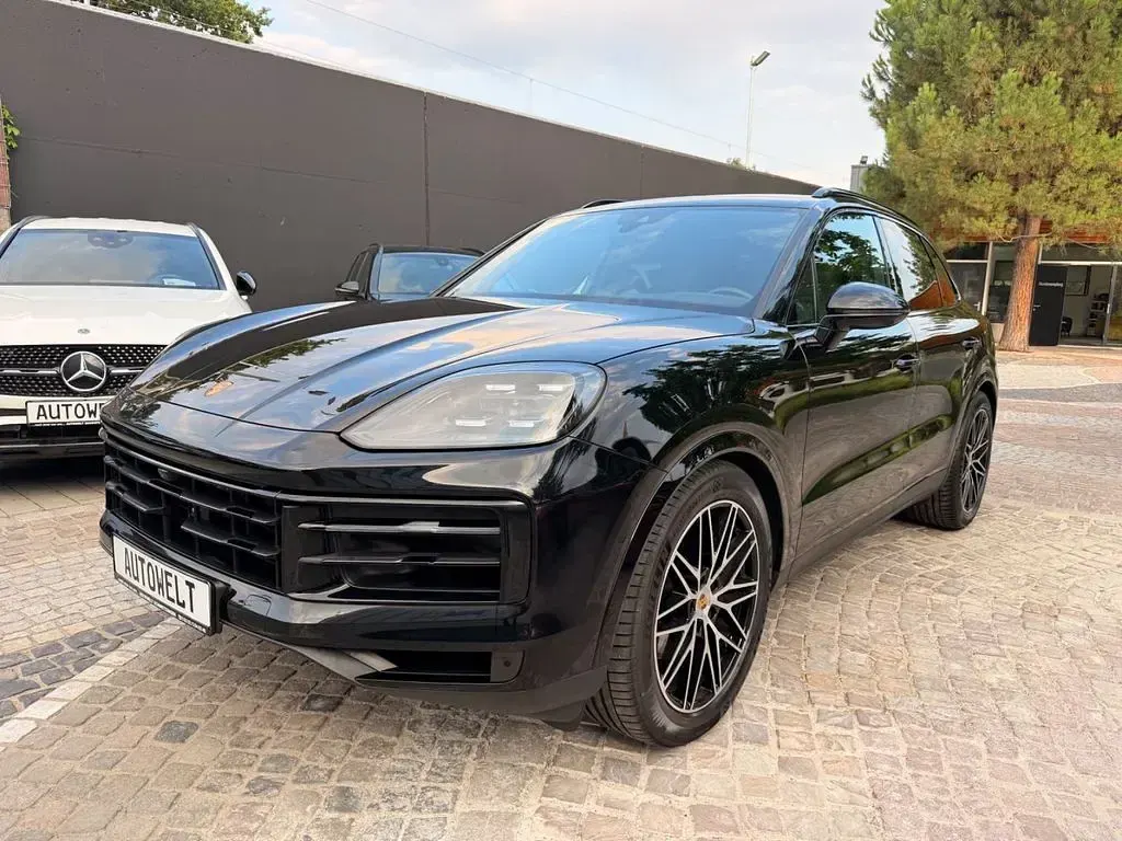 Gebraucht Porsche Cayenne Chrono 354 PS (260 kW) 2024 Schwarz SUV