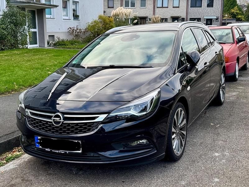 Gebraucht Opel Astra Ultimate 200 PS (147 kW) 2018 Blau Kombi