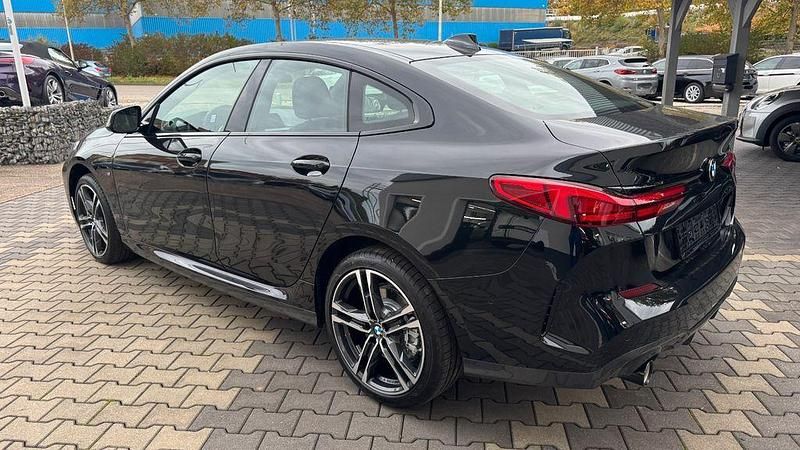 Gebraucht BMW 220 M Sport 178 PS (130 kW) 2024 Schwarz Limousine