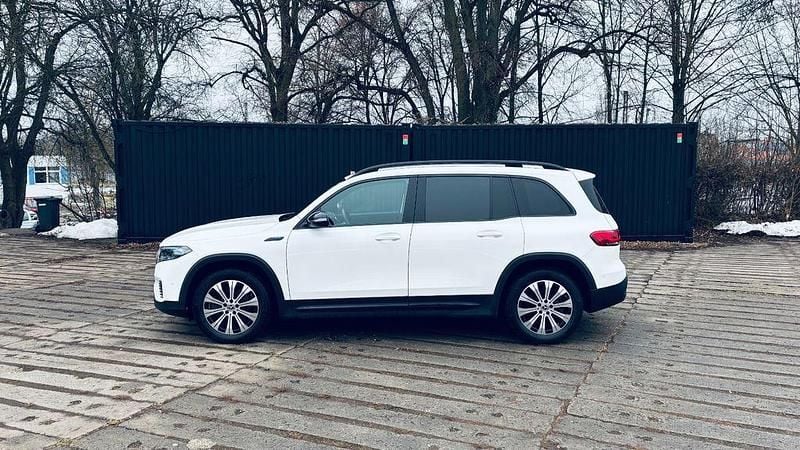 Weiß Gebraucht 2022 Mercedes EQB250 SUV | 29.300 € (Guter Preis) - Bild 1/4