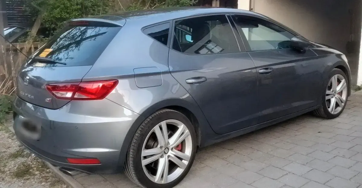 Gebraucht Seat Leon Cupra 265 265 PS (194 kW) 2015 Grau Limousine