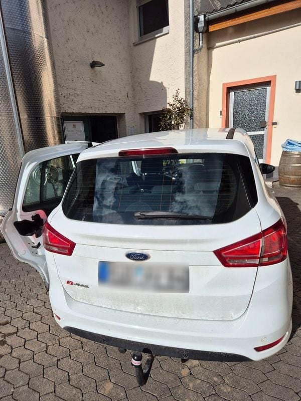 Usado Ford B-MAX 105 HP (77 kW) 2017 Branco Monovolume